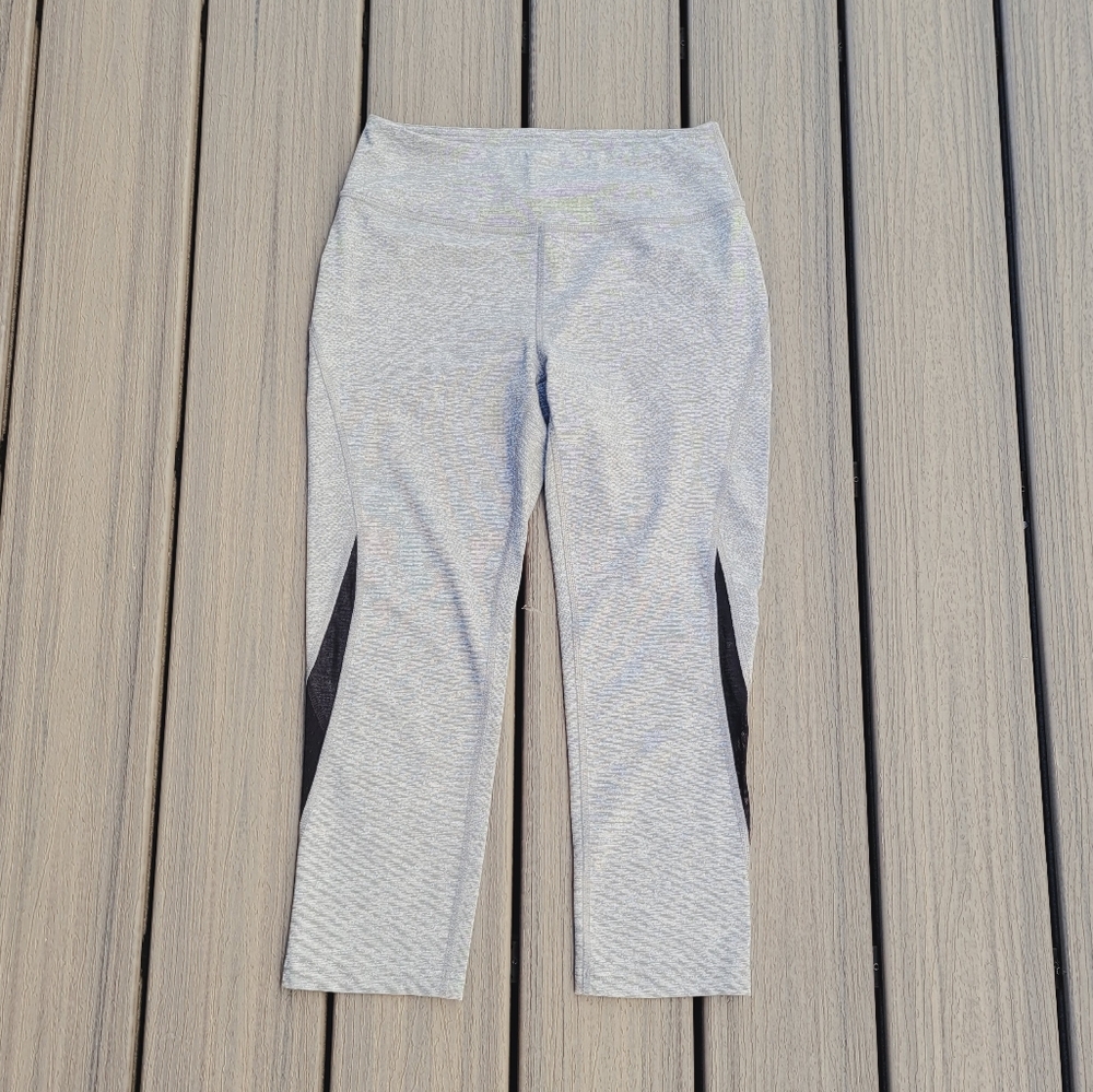 Grey Cropped Leggings | Size Small | Tek Gear